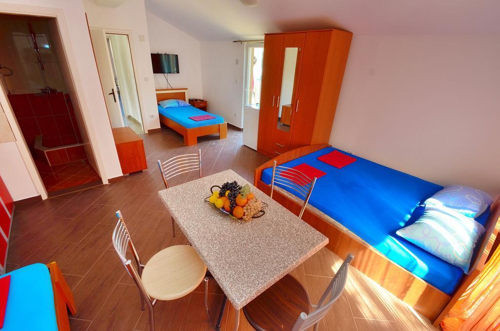 Apartments Scorpio Kotor Zimmer foto