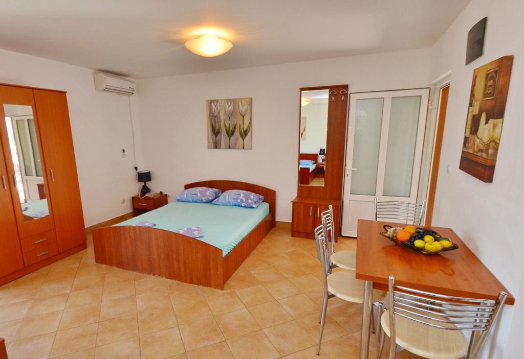 Apartments Scorpio Kotor Zimmer foto