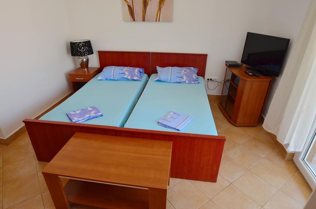 Apartments Scorpio Kotor Zimmer foto