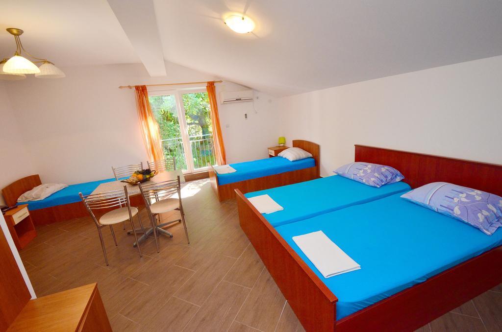 Apartments Scorpio Kotor Zimmer foto
