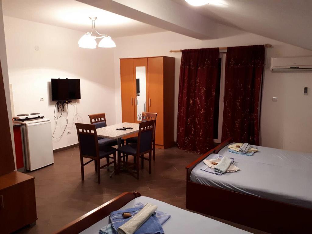Apartments Scorpio Kotor Exterior foto